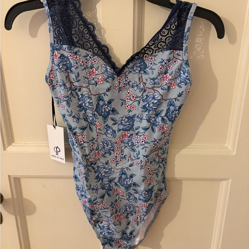 NWT Danse De Paris